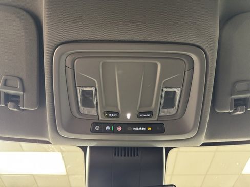 New 2026 GMC Sierra 1500 SLE image 40