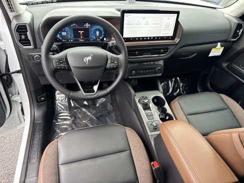 Used 2025 Ford Bronco Sport Outer Banks w/ Outer Banks Tech Package+ image 21