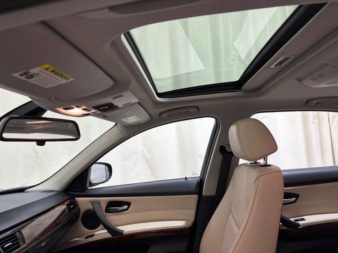 Used 2011 BMW 328i xDrive Sedan image 15