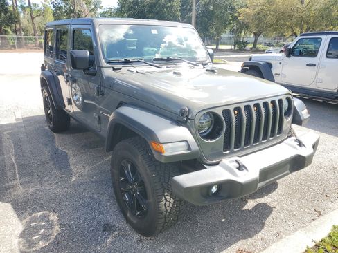 Used 2020 Jeep Wrangler Unlimited Sport AWD/4WD image 2