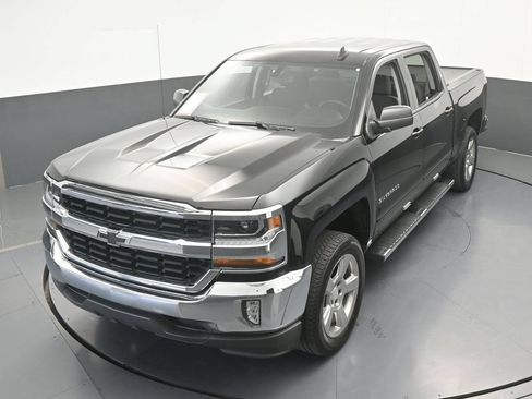 Used 2018 Chevrolet Silverado 1500 LT w/ All Star Edition RWD image 42