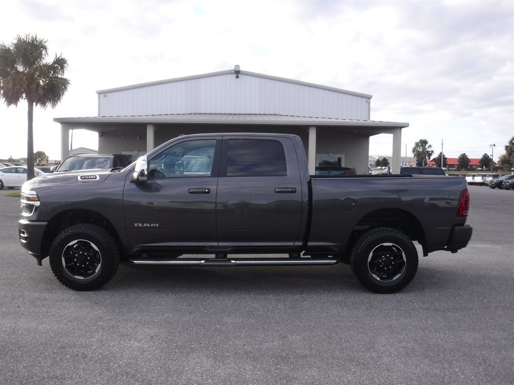 Used 2026 RAM 2500 Laramie AWD/4WD image 1