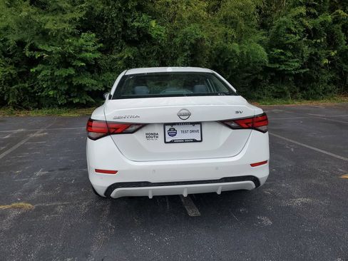 Used 2024 Nissan Sentra SV FWD image 6