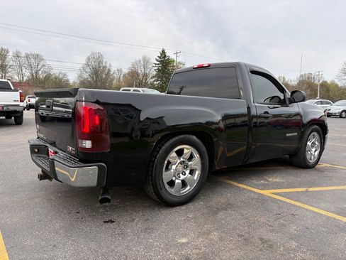 Used 2011 GMC Sierra 1500 SLE w/ SLE Preferred Package AWD/4WD image 6