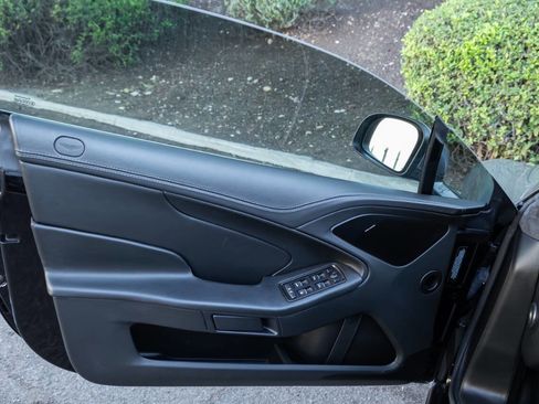 Used 2014 Aston Martin Vanquish Coupe image 57