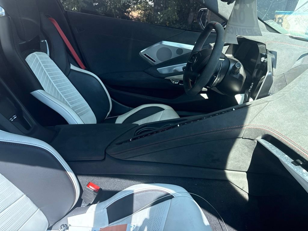 Used 2023 Chevrolet Corvette Stingray Premium Conv RWD image 6