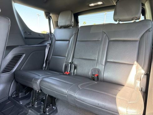 Used 2024 Chevrolet Tahoe LT w/ Luxury Package AWD/4WD image 12