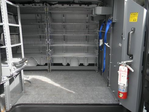 Used 2021 Chevrolet Express 2500 RWD image 6