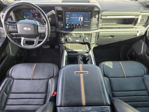 Used 2024 Ford F250 Platinum image 24