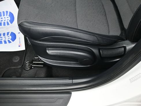 Certified 2024 Kia Seltos X-Line AWD/4WD image 12