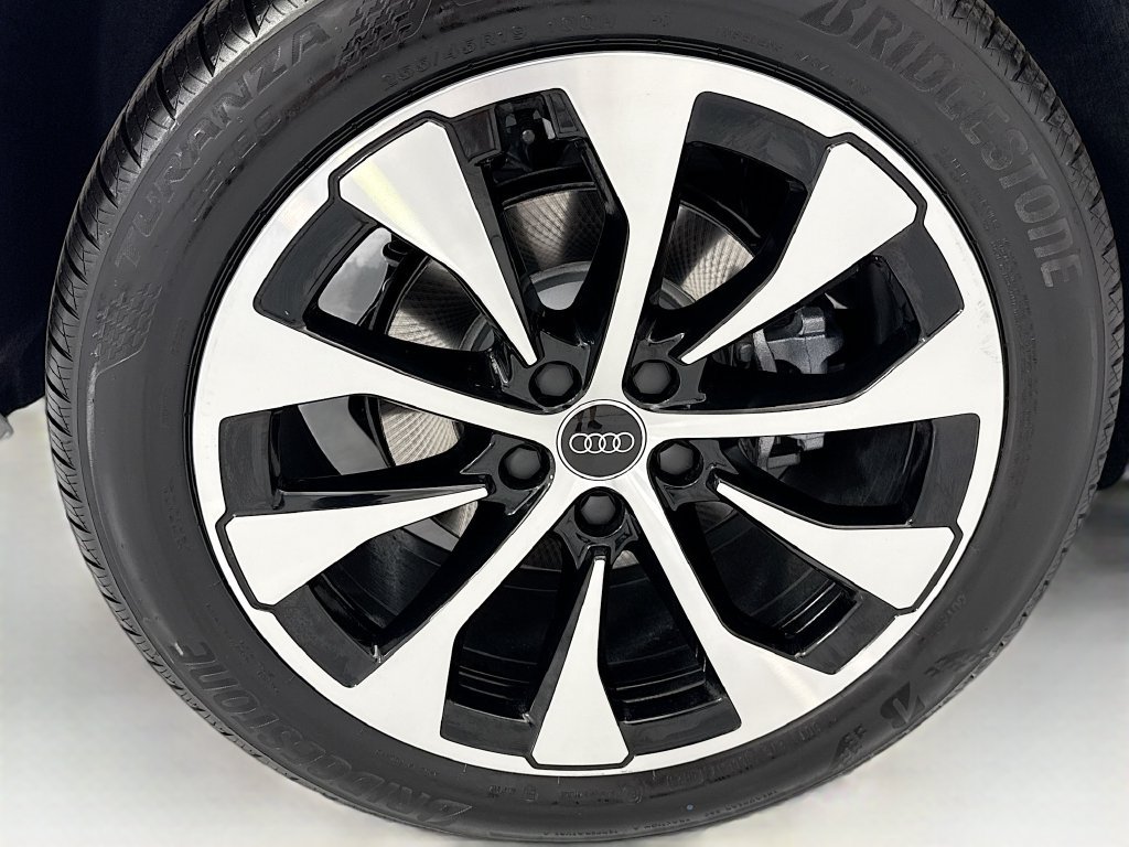 Used 2026 Audi Q3 quattro 2.0T AWD/4WD image 33