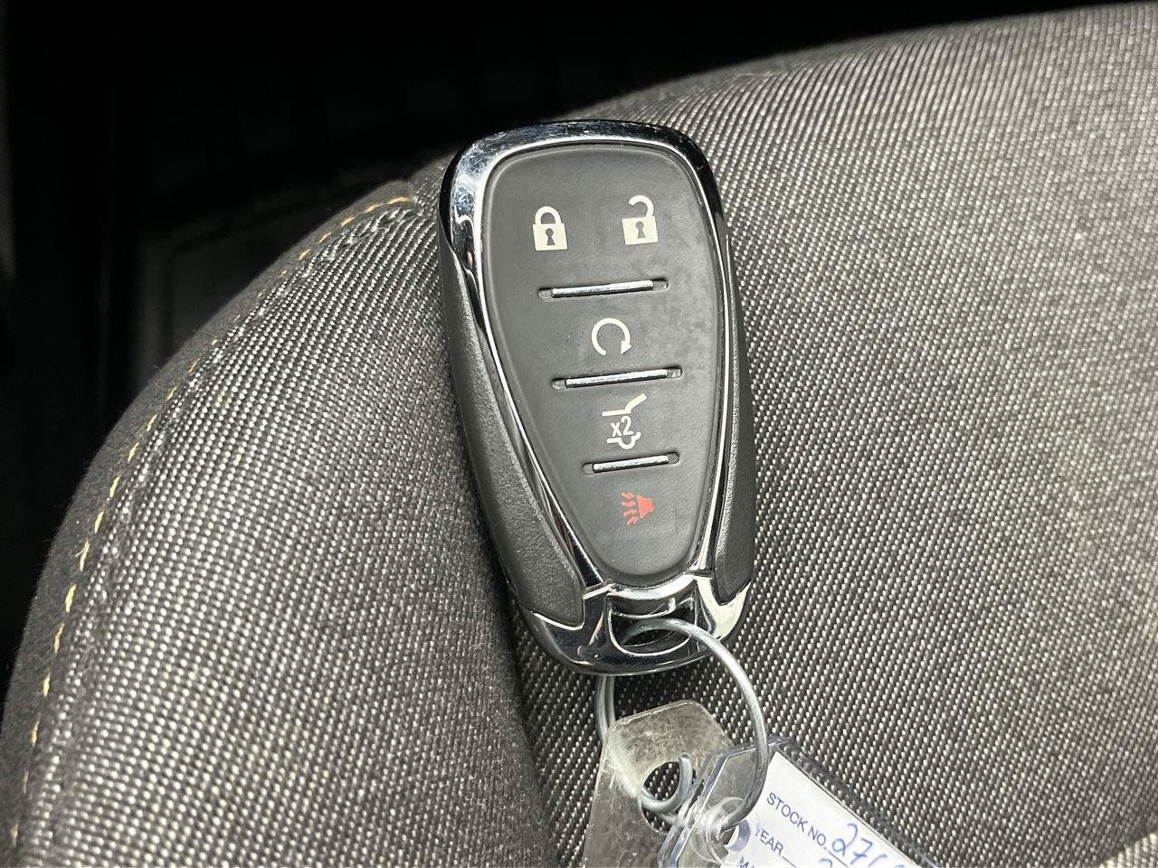 Used 2018 Chevrolet Equinox LT AWD/4WD image 25