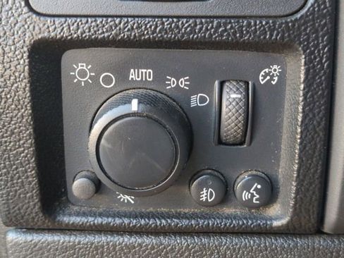 Used 2009 HUMMER H3T AWD/4WD image 15