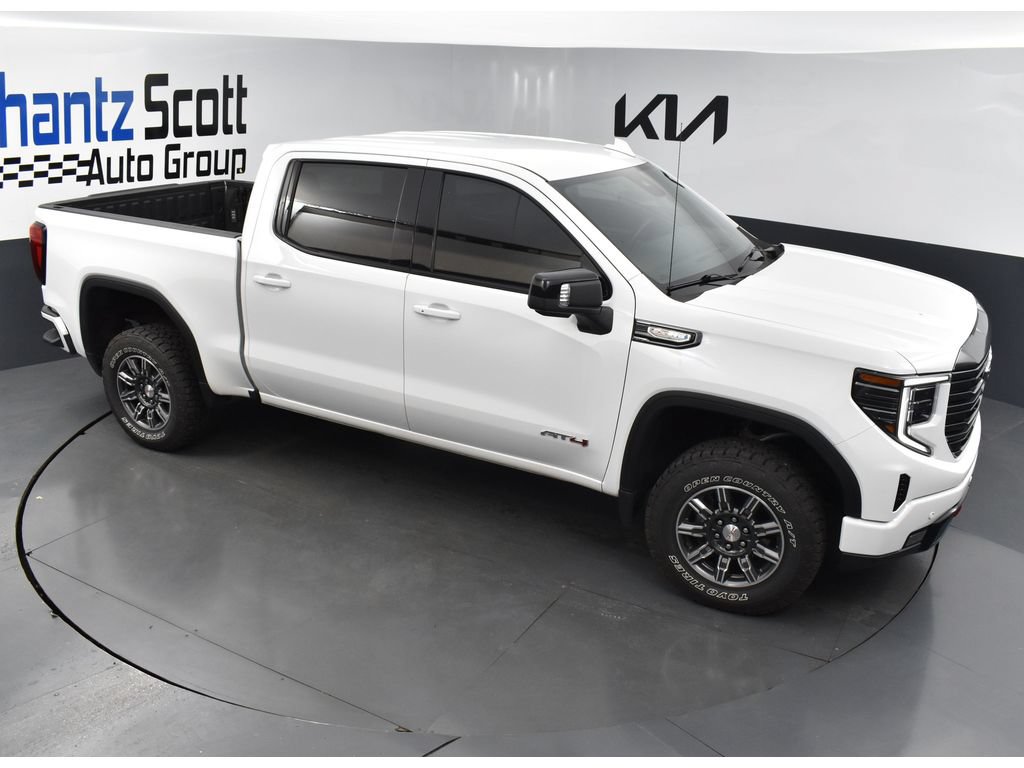 Used 2024 GMC Sierra 1500 AT4 AWD/4WD image 15
