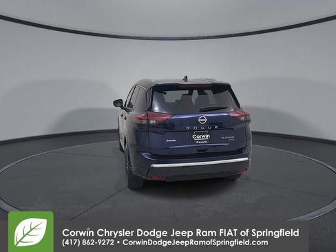 Used 2026 Nissan Rogue Platinum w/ Platinum Premium Package AWD/4WD image 12