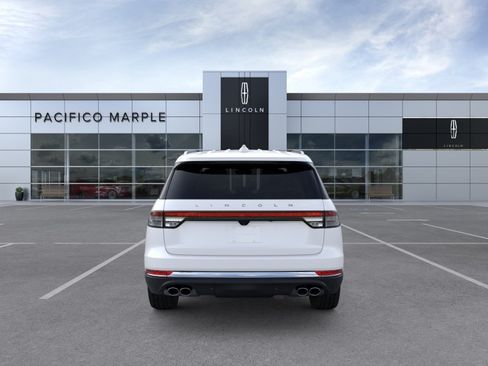 New 2026 Lincoln Aviator AWD image 5