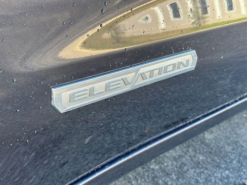 Used 2022 GMC Sierra 1500 Elevation image 8