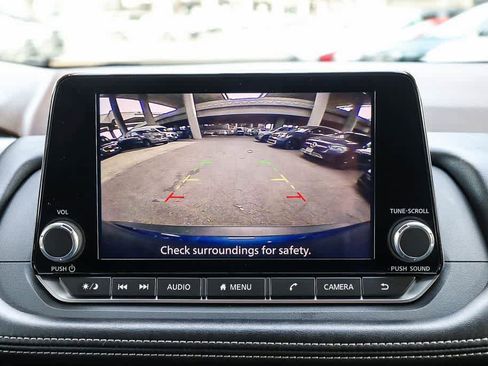 Used 2023 Nissan Rogue SV image 28