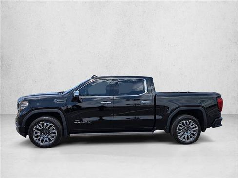 Used 2023 GMC Sierra 1500 Denali Ultimate AWD/4WD image 10