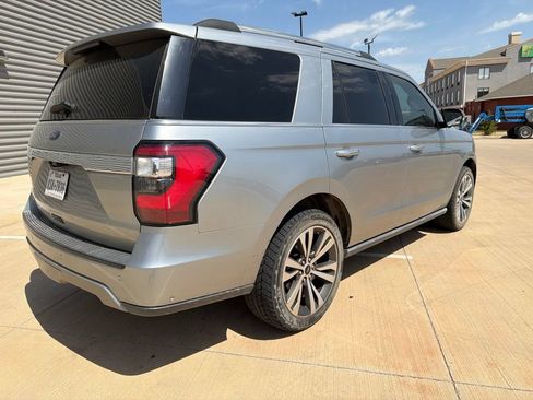 Used 2020 Ford Expedition Limited w/ Equipment Group 302A RWD image 3