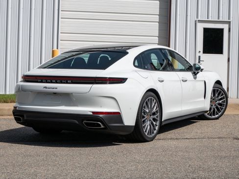 New 2025 Porsche Panamera image 7