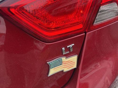 Used 2015 Chevrolet Impala LT w/ Convenience Package image 22