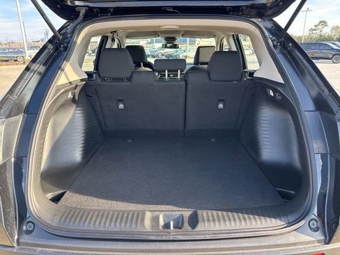 Used 2025 Honda HR-V LX image 31