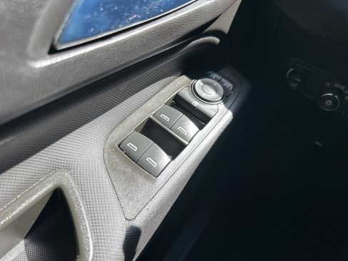 Used 2024 Chevrolet Equinox RS AWD/4WD image 34