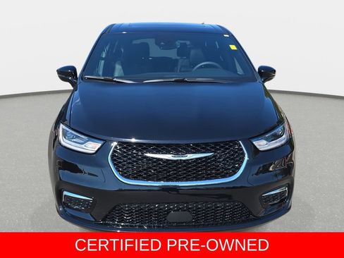 Used 2026 Chrysler Pacifica Select AWD/4WD image 2