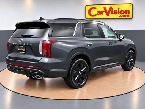 Used 2025 Hyundai Palisade XRT FWD image 4