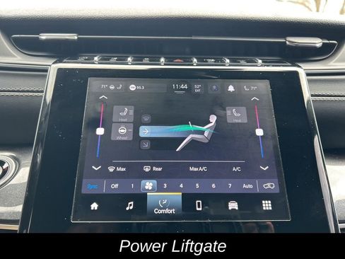 Used 2022 Jeep Grand Cherokee Altitude image 20