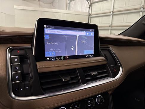 Used 2021 Chevrolet Tahoe Premier w/ Premium Package image 27