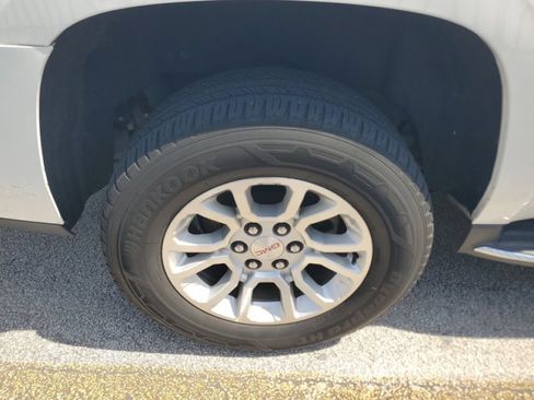 Used 2018 GMC Yukon XL SLT RWD image 10