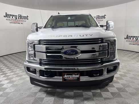 Used 2019 Ford F250 Lariat w/ Lariat Value Package image 2