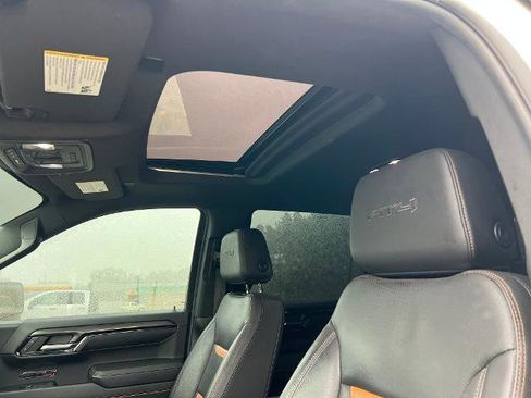 Used 2023 GMC Sierra 1500 AT4 w/ AT4 Premium Package image 28