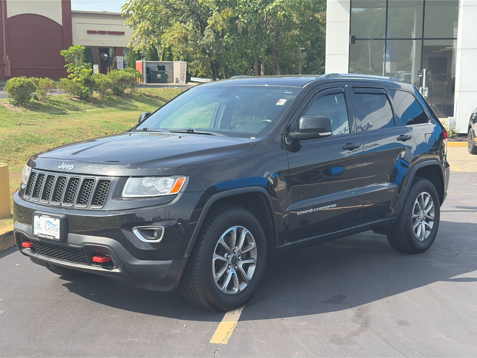 Used 2014 Jeep Grand Cherokee Limited AWD/4WD image 1