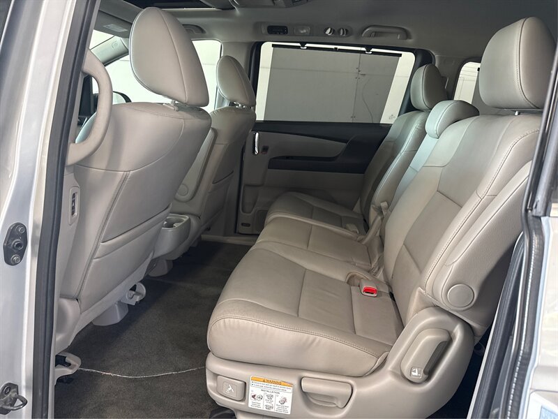 Used 2014 Honda Odyssey Touring image 10
