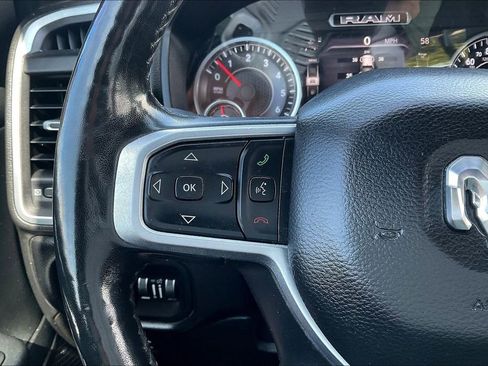 Used 2019 RAM 1500 Big Horn AWD/4WD image 19