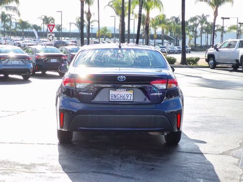 Used 2020 Toyota Corolla LE image 7