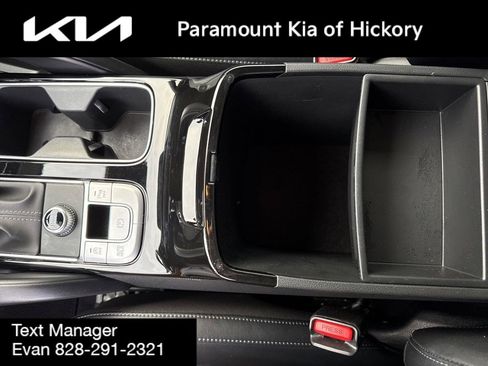 Used 2022 Kia Telluride LX image 37