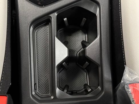 New 2025 Volkswagen Taos SE image 17