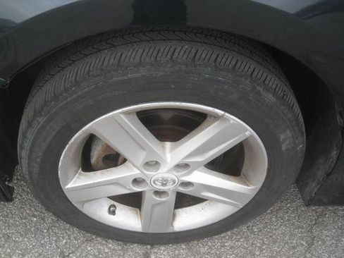 Used 2012 Toyota Camry SE FWD image 24