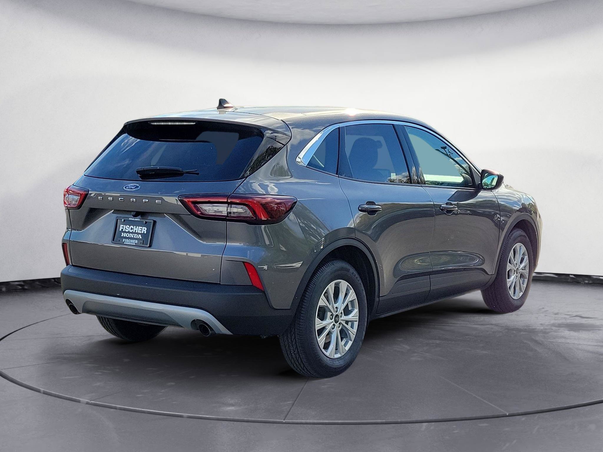 Used 2024 Ford Escape Active FWD image 3