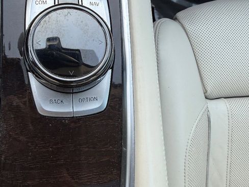 Used 2016 BMW 750i xDrive image 38