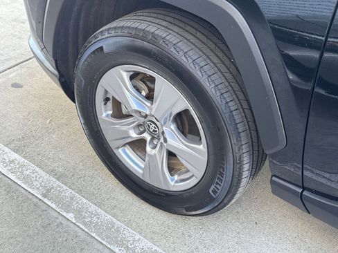 Used 2025 Toyota RAV4 XLE w/ Weather Package image 30