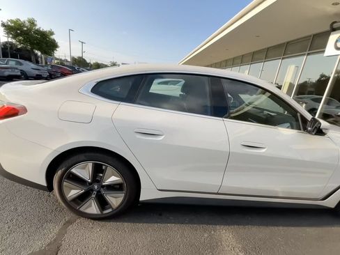 Used 2024 BMW i4 eDrive40 w/ Premium Package RWD image 2
