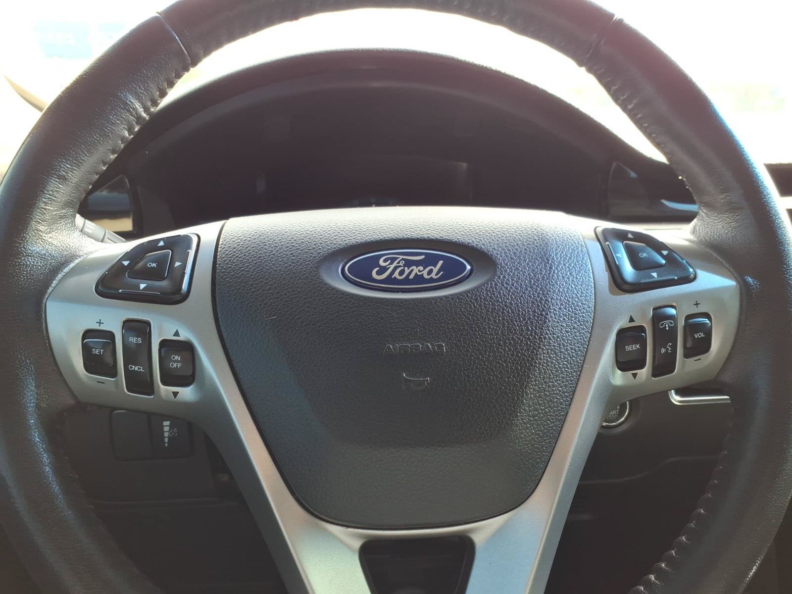 Used 2019 Ford Flex SEL w/ Class III Trailer Tow Package FWD image 24