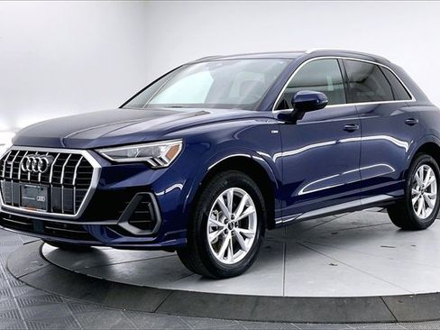 Certified 2025 Audi Q3 2.0T Premium Plus image 2