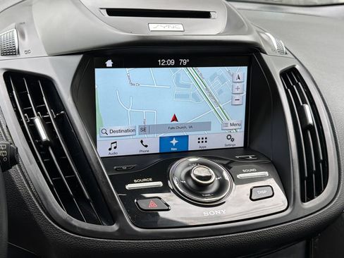 Used 2018 Ford Escape Titanium w/ Ford Safe & Smart Package AWD/4WD image 30