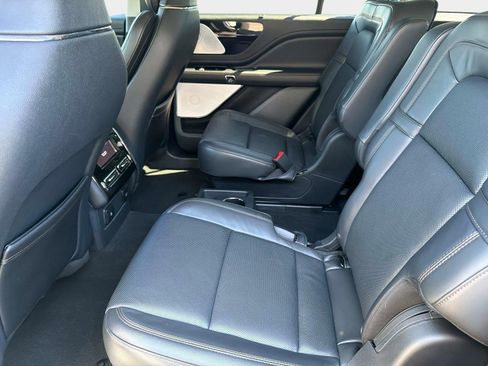 Used 2025 Lincoln Aviator Reserve w/ Equipment Group 201A AWD/4WD image 32